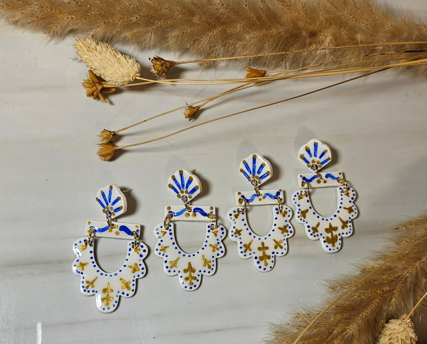 Sophie Dangles